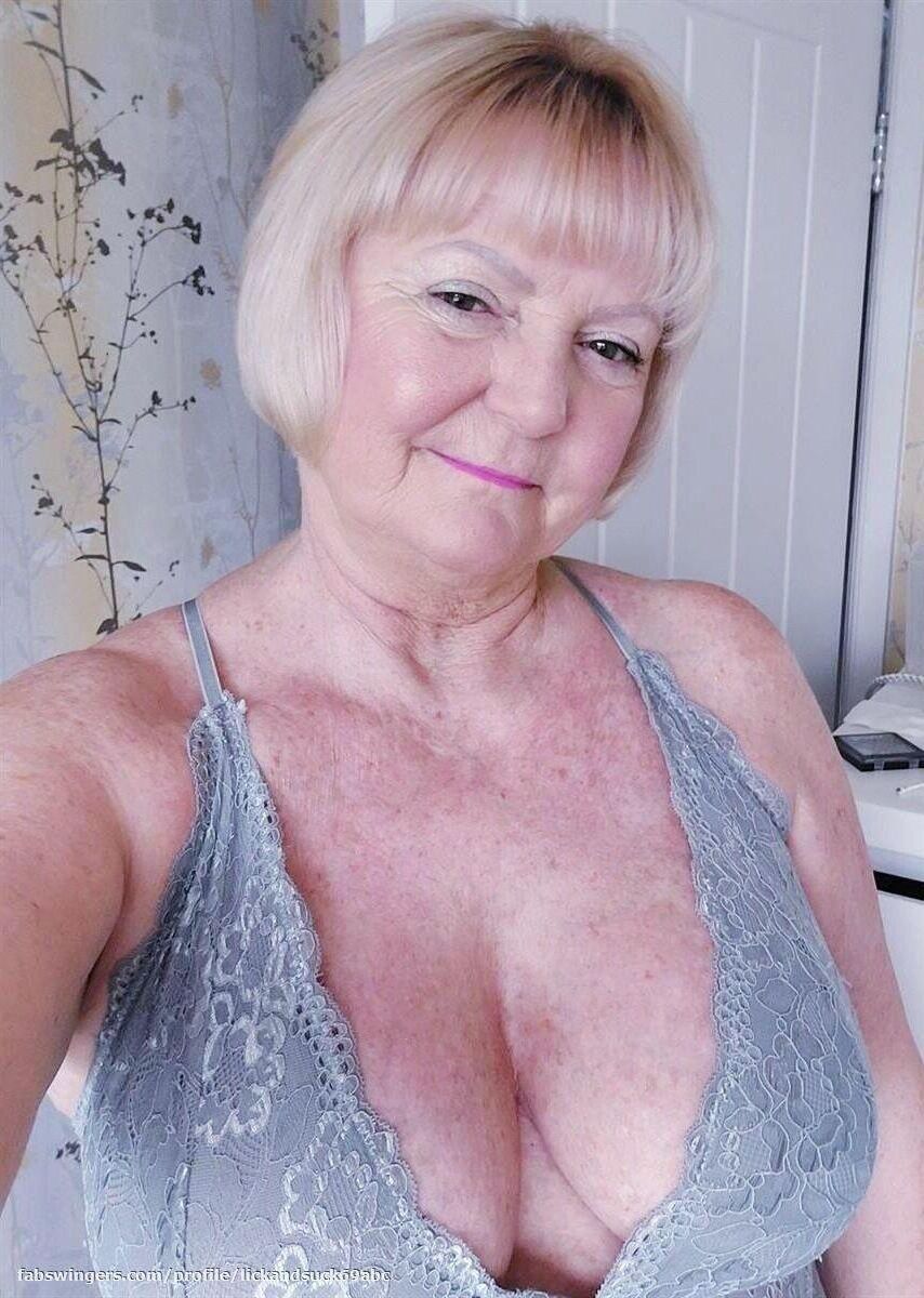 Non Nude Matures and Grannies 