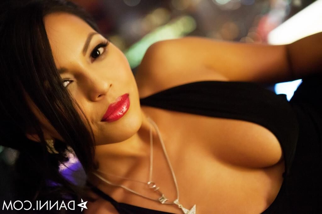 . Adrianna Luna. Very sexy woman