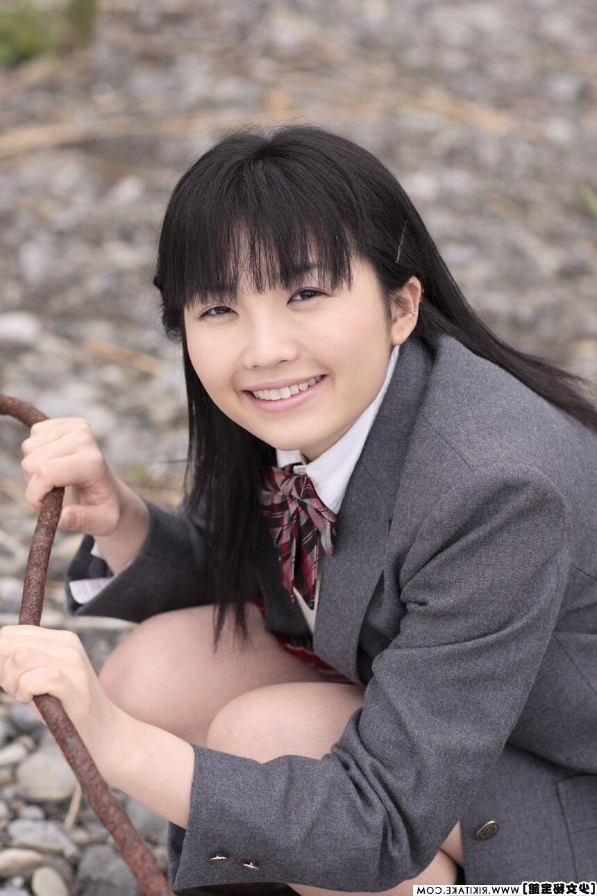 japanese nude model Mika Hanai