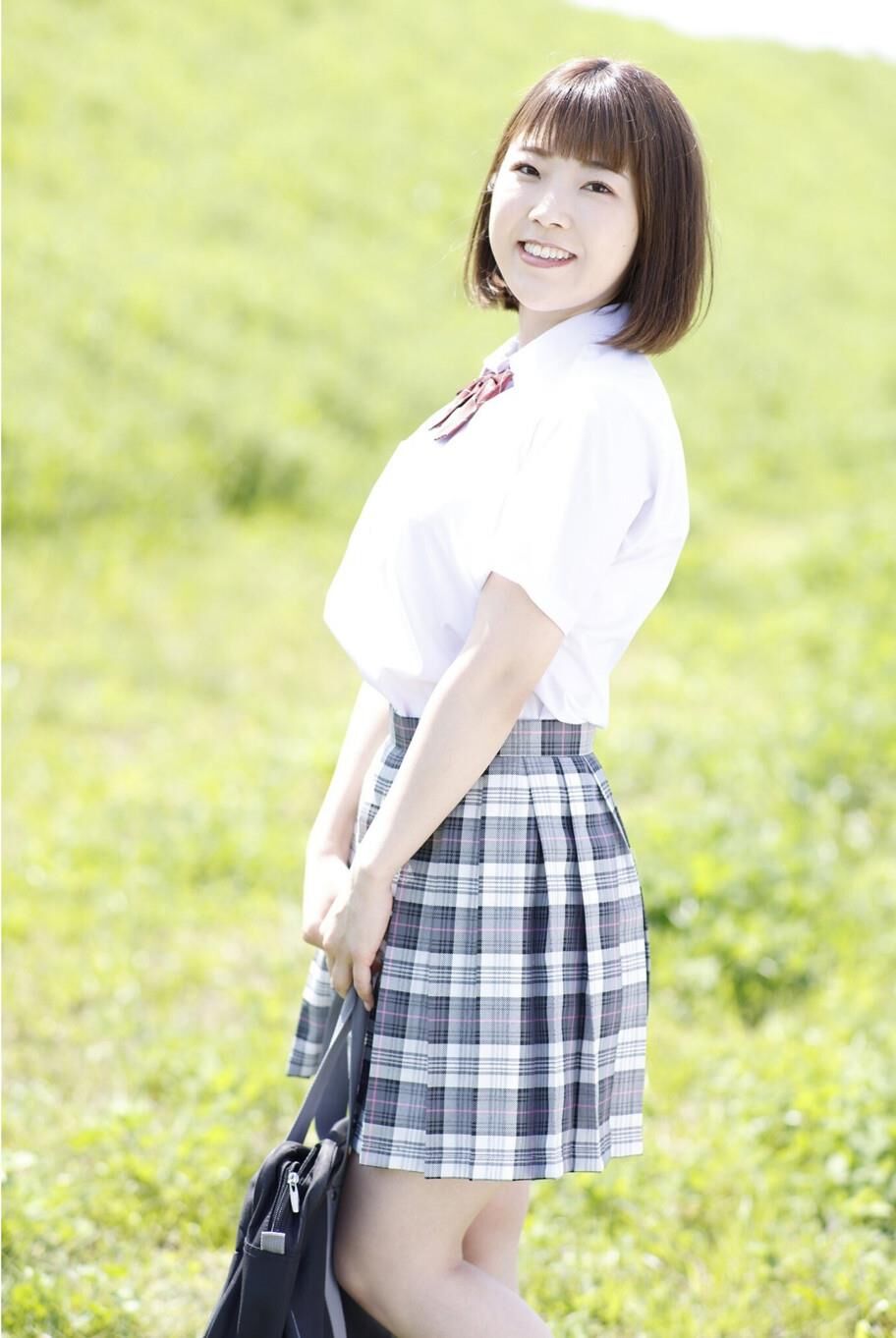 Yuina Ogura Cute and Sexy Body