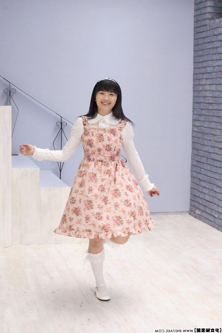 japanese nude model Mika Hanai