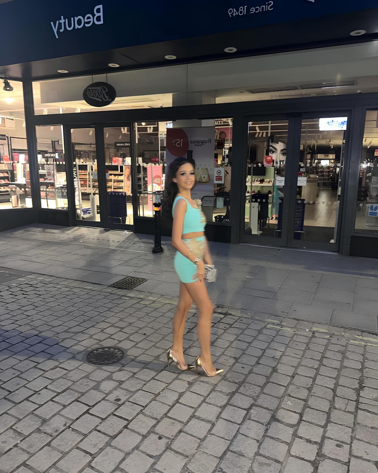 Outdoor : Urban Encounters