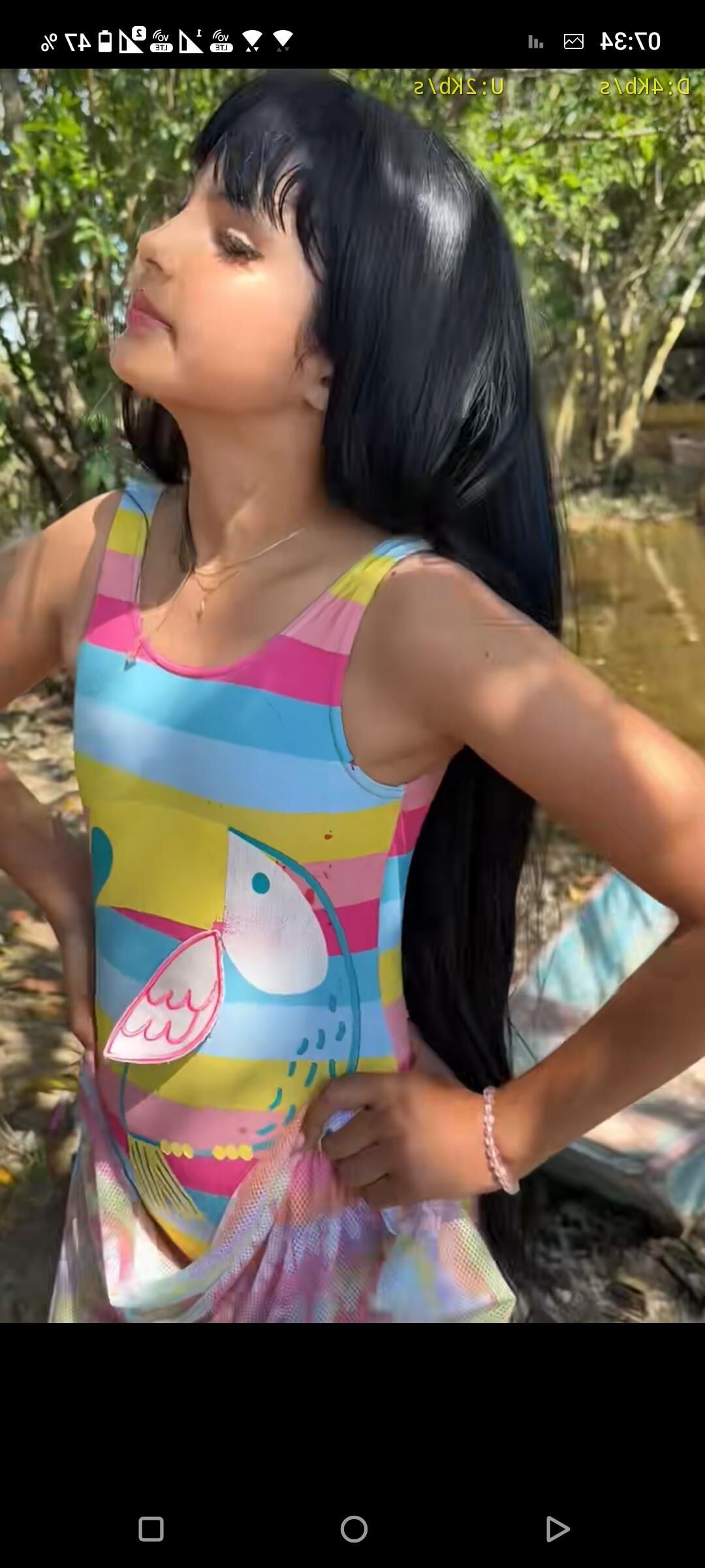 Teen Sophia terra