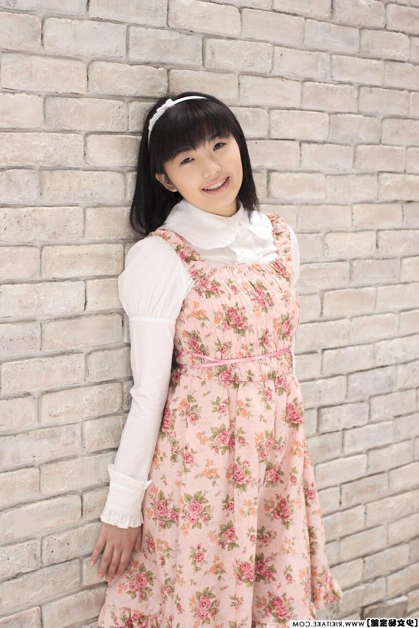 japanese nude model Mika Hanai