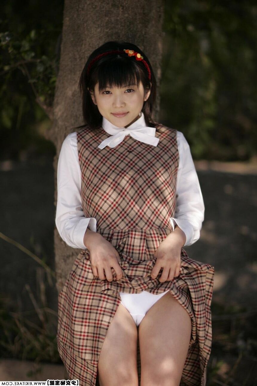 japanese nude model Yuria Hidaka
