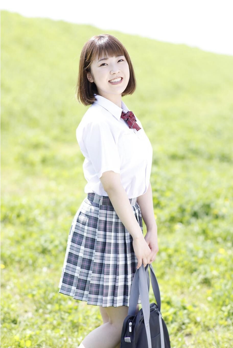 Yuina Ogura Cute and Sexy Body