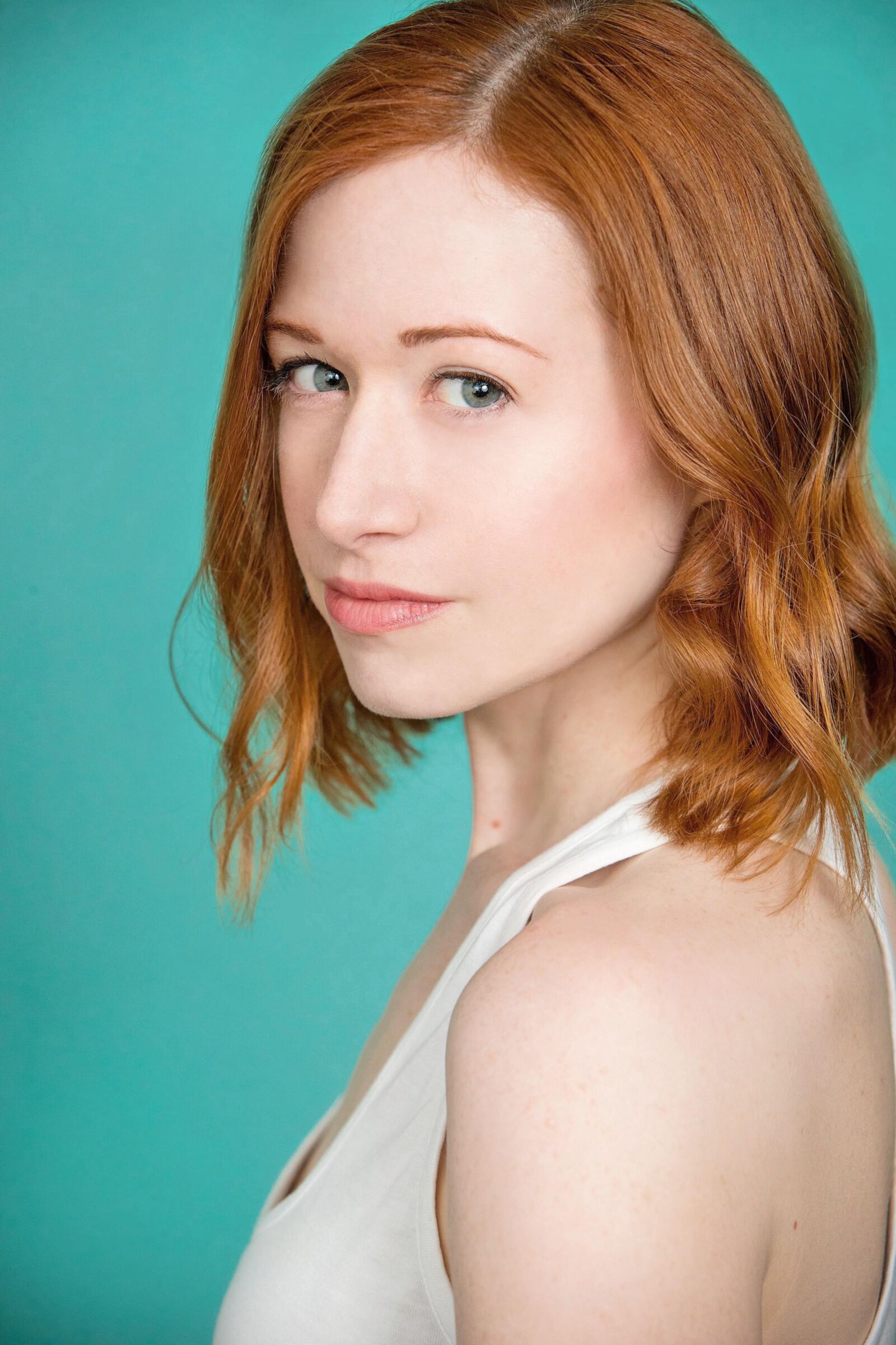  Redhead beauties