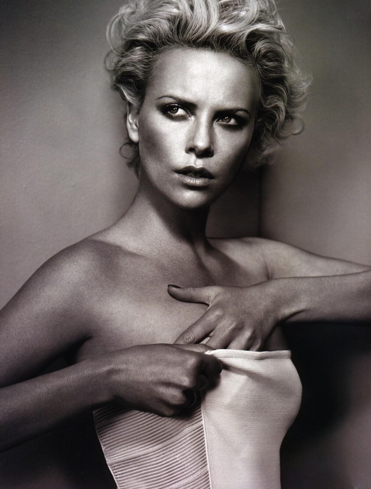 Aryan Beauties: Charlize Theron