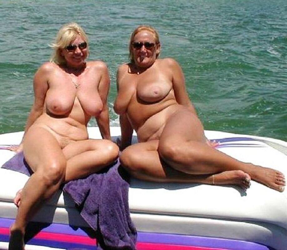 Nice Nudes 