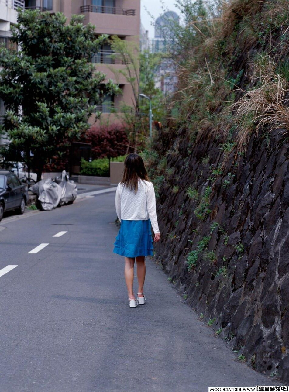 japanese nude model Megumi Makimura