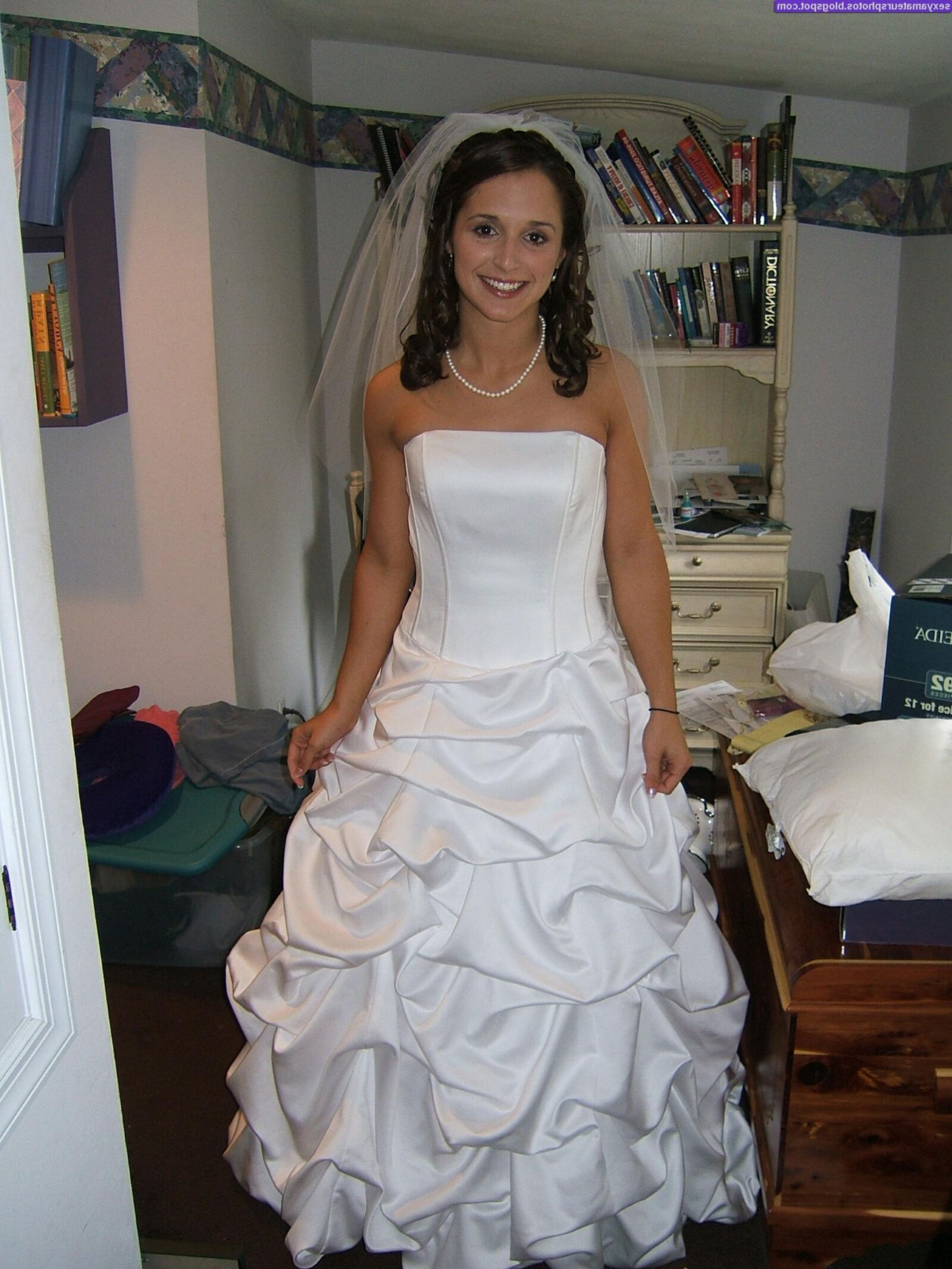 Hot And Tempting Brides _ 
