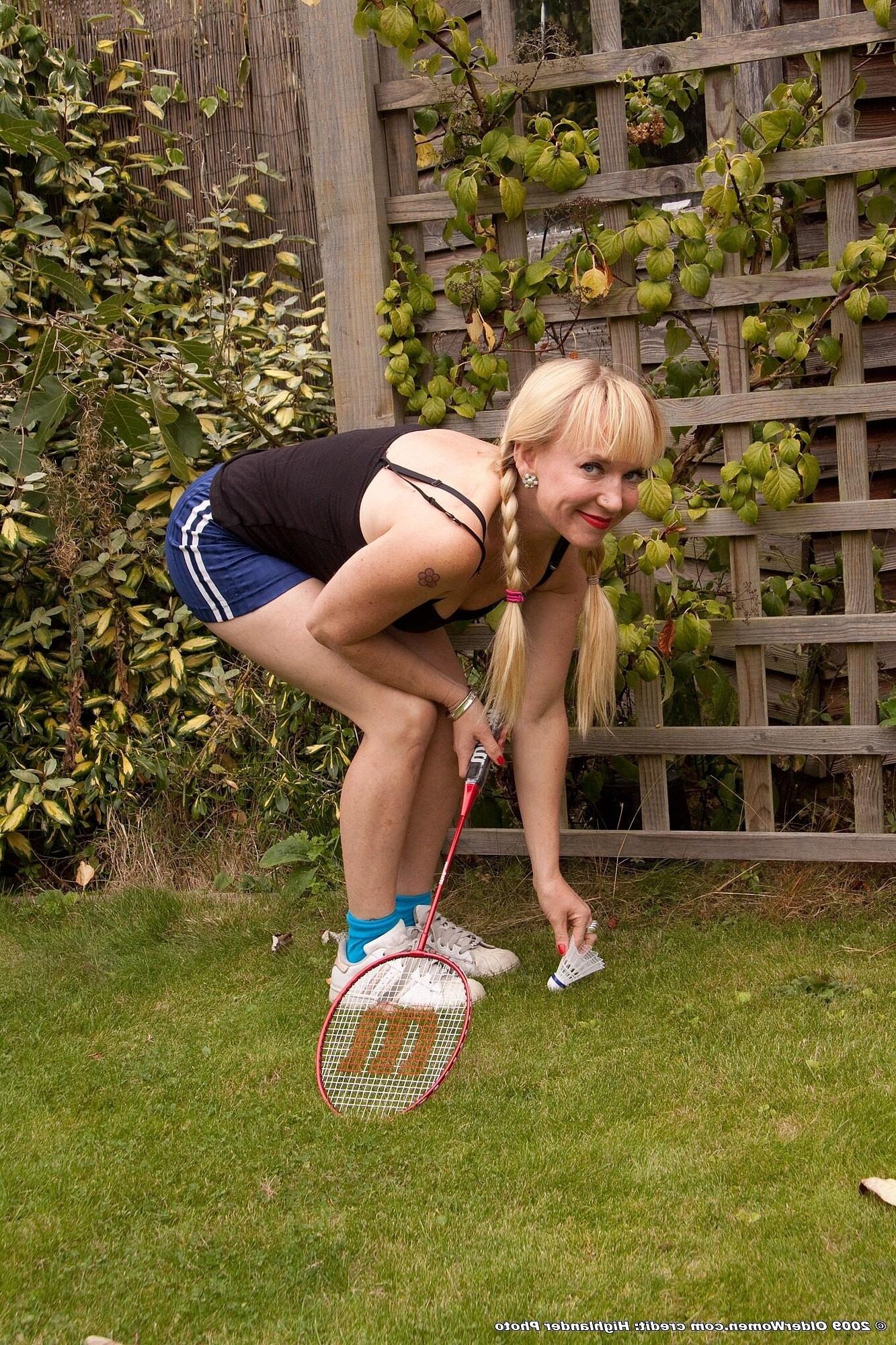 Nothing But MILFs . Mouse. Petite little strumpet.