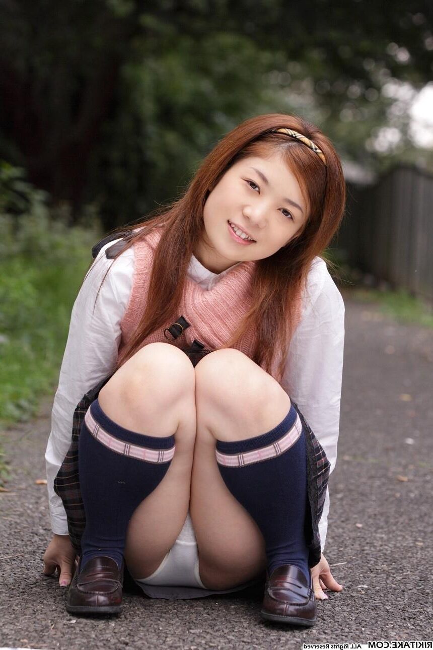 日本のヌードモデルは村ko