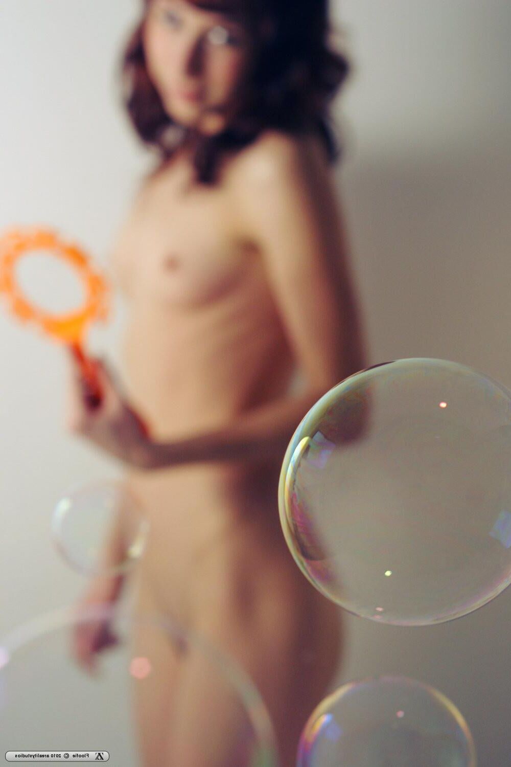 Zapolio de zividad A Gazillion Bubbles (x)