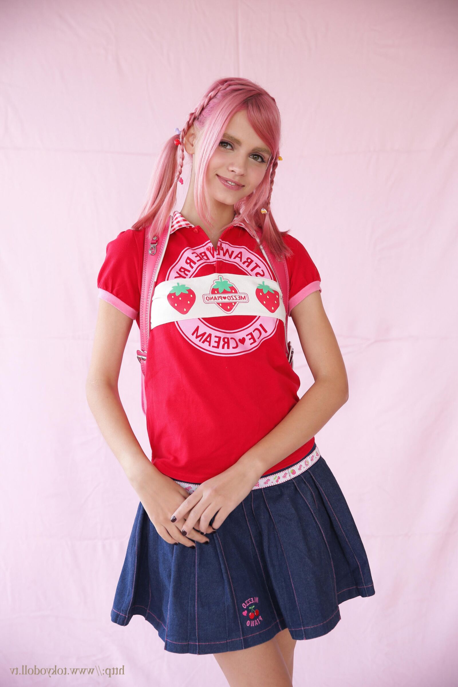 Rufina T TokyoDoll AB