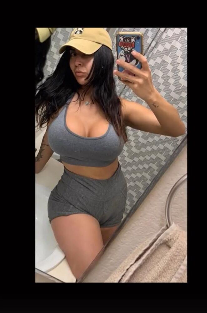 Alondra Roi Vegan activist with giant silicon tits and crazy ass