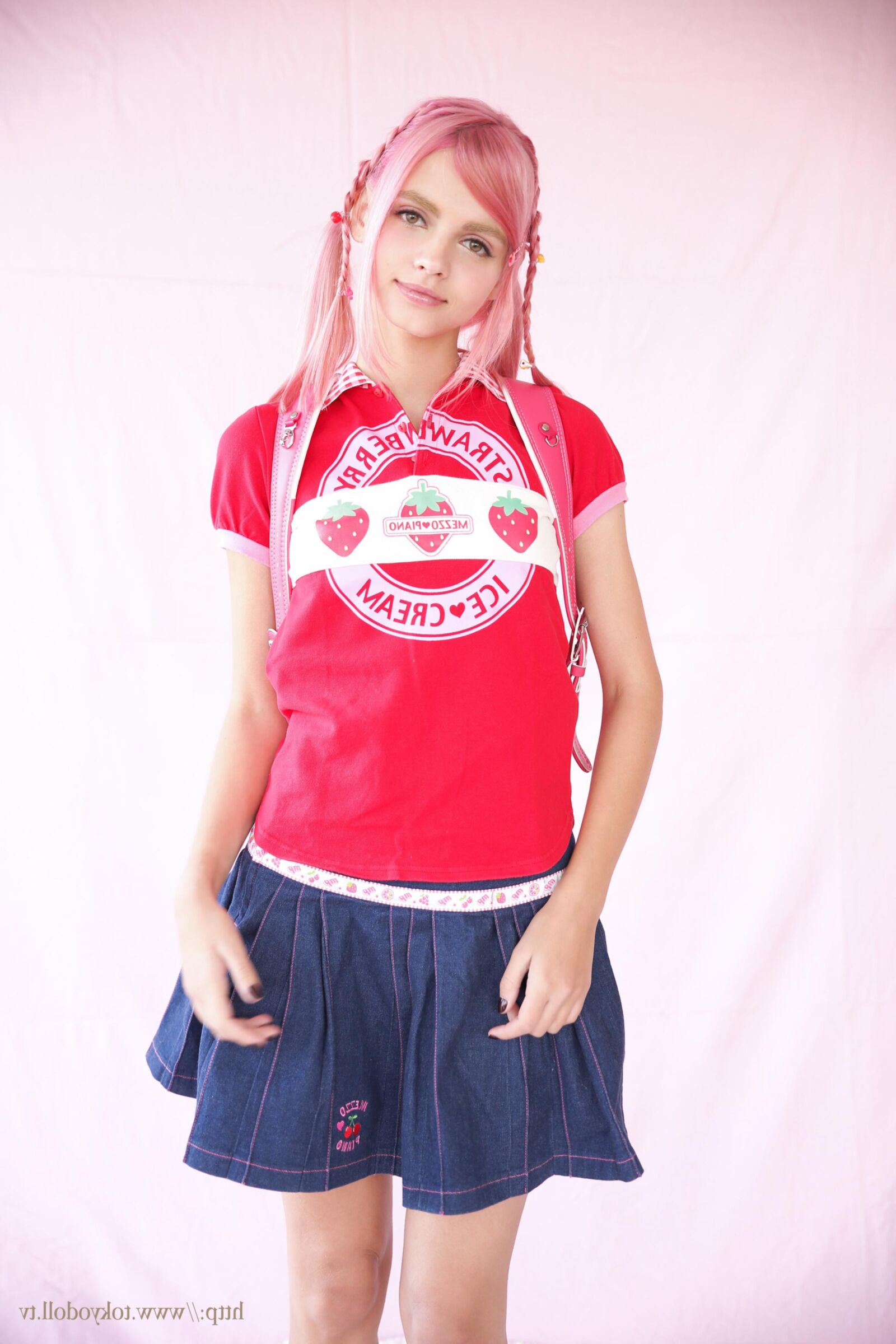 Rufina T TokyoDoll AB
