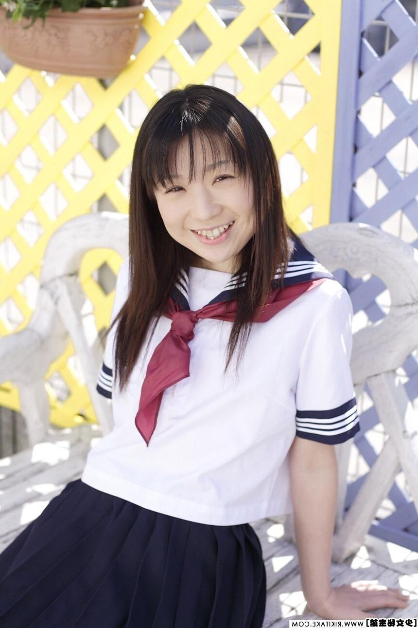 Modèle de nu japonais Ruri Tukino