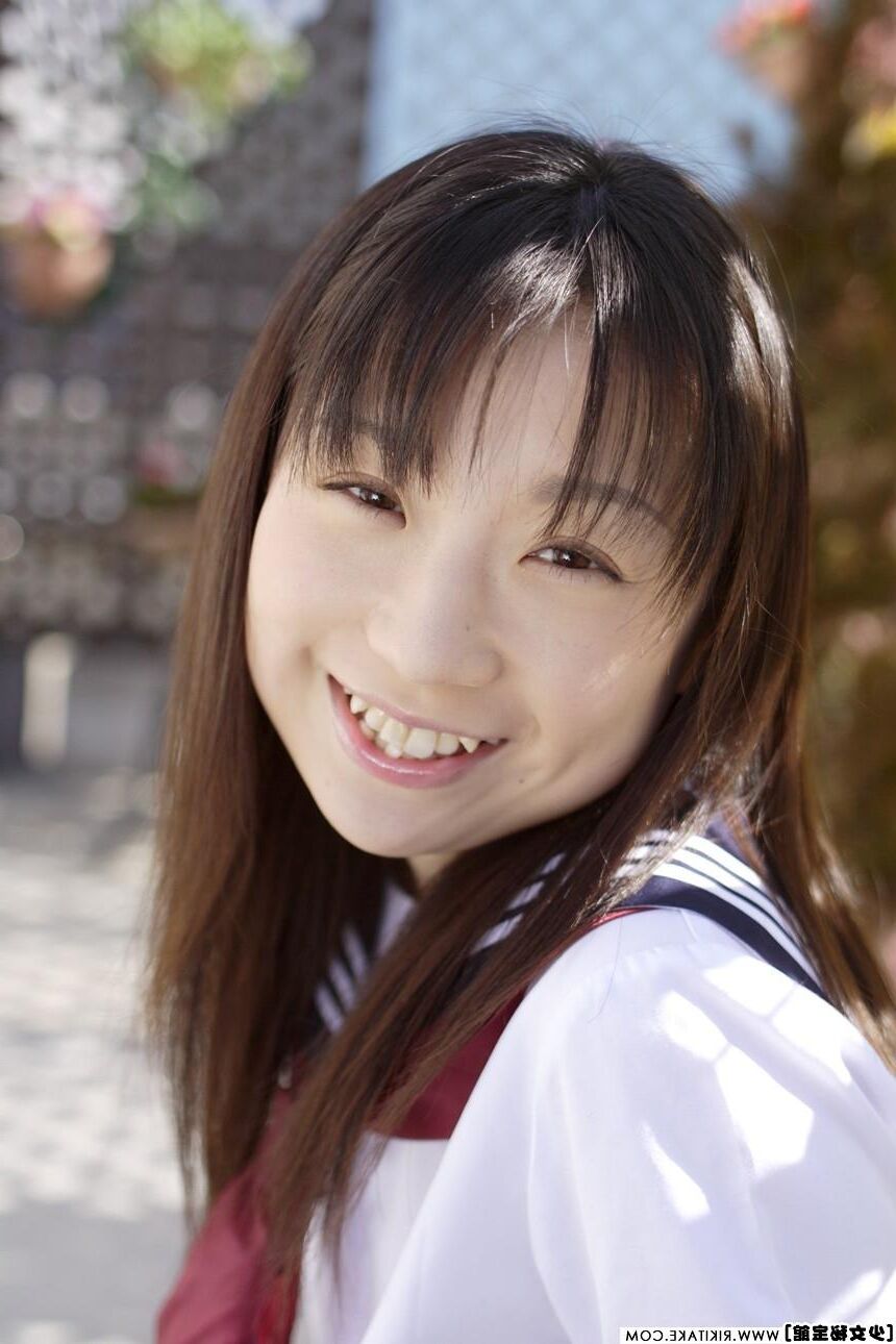 Modèle de nu japonais Ruri Tukino