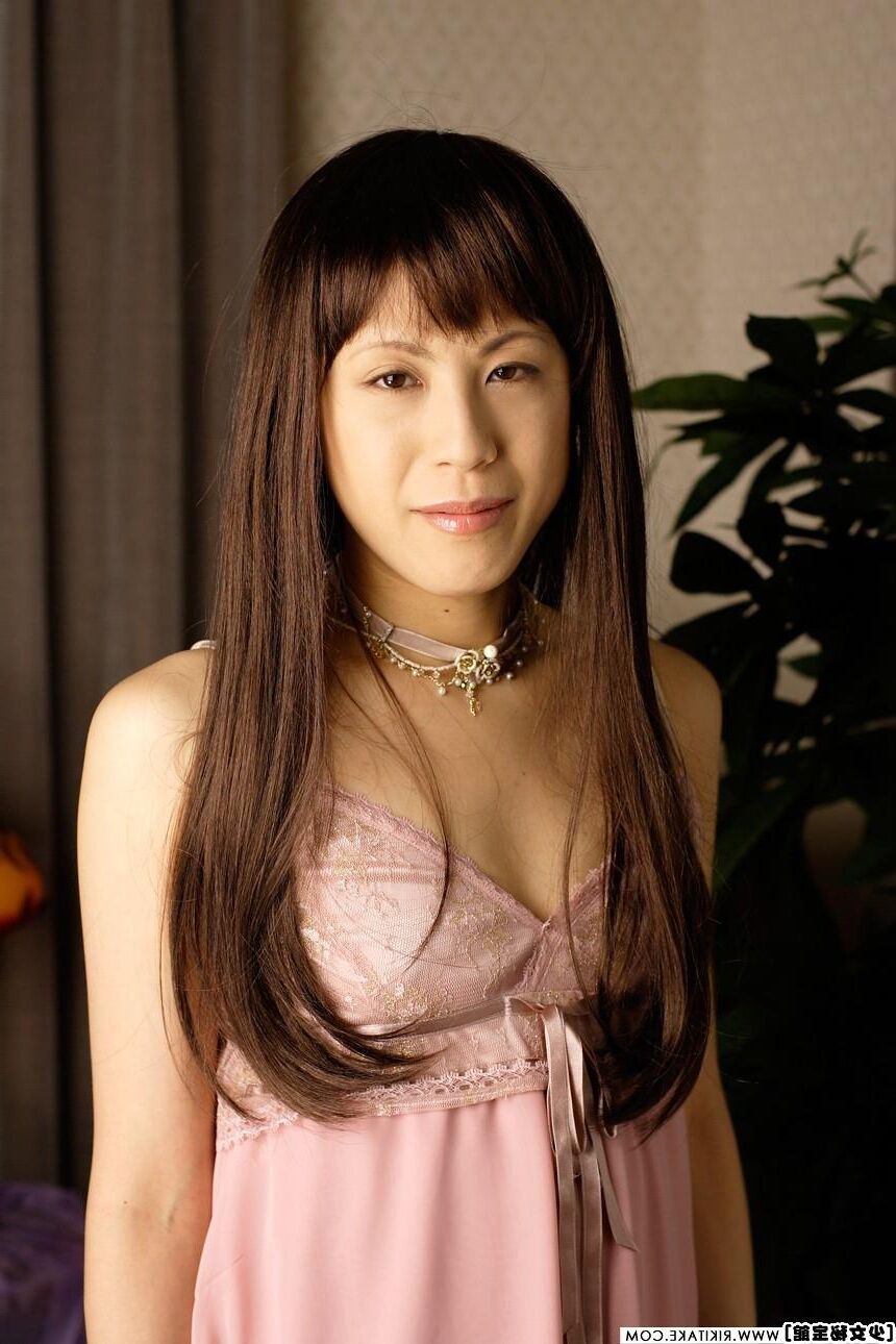 Japanisches Nacktmodell Yuko Kinoshita