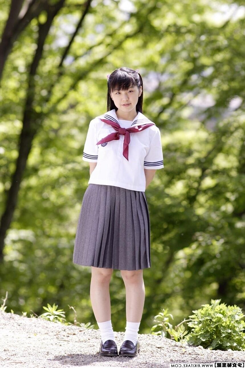 Modèle de nu japonais Risako nakahara