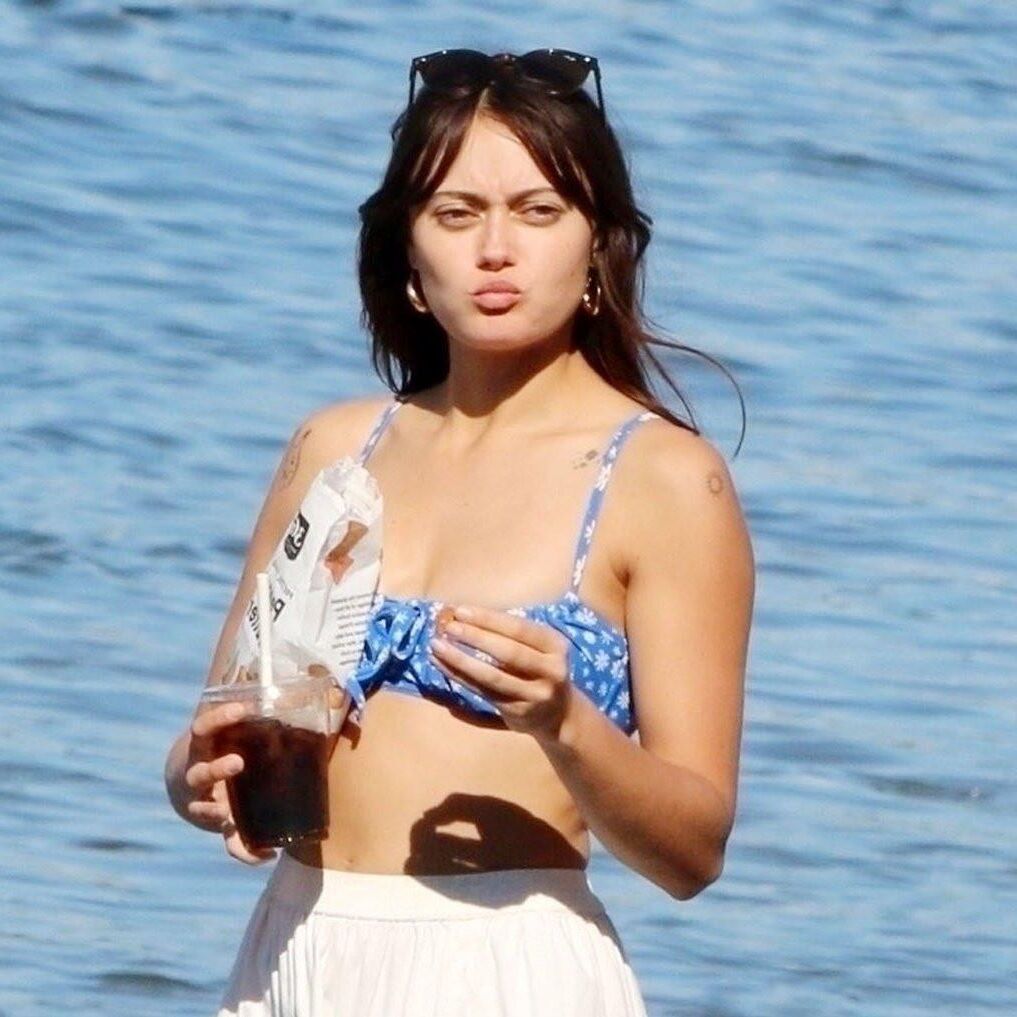 Ella Purnell