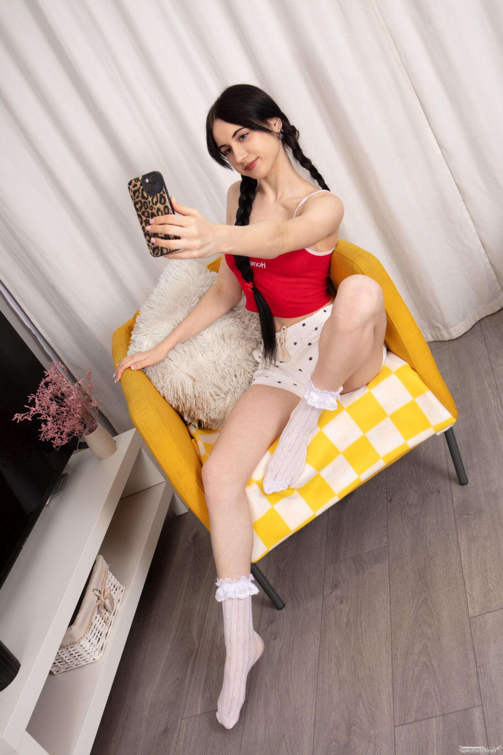 Teenpornstorage Amanda Good Side