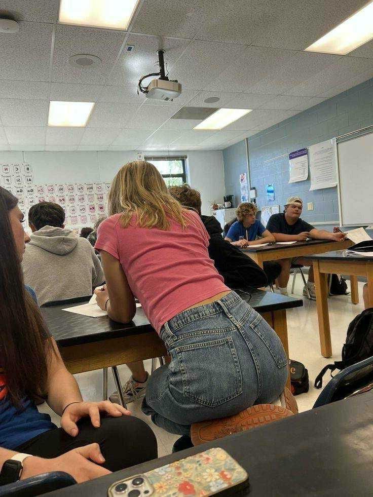 Teen netsluts !