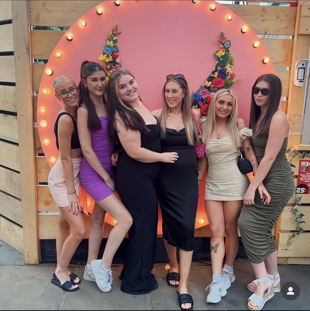 Teen Chav sluts need tribs x