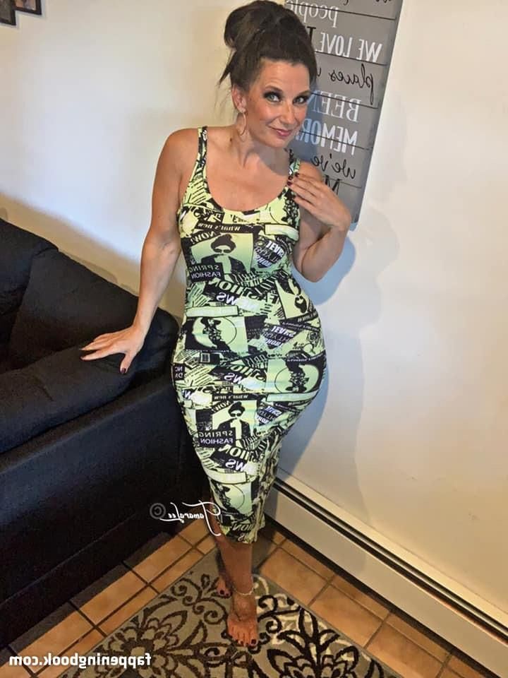Tamara Big Arsch kurvy geile brünette reife Frau gemischte heiße Schüsse