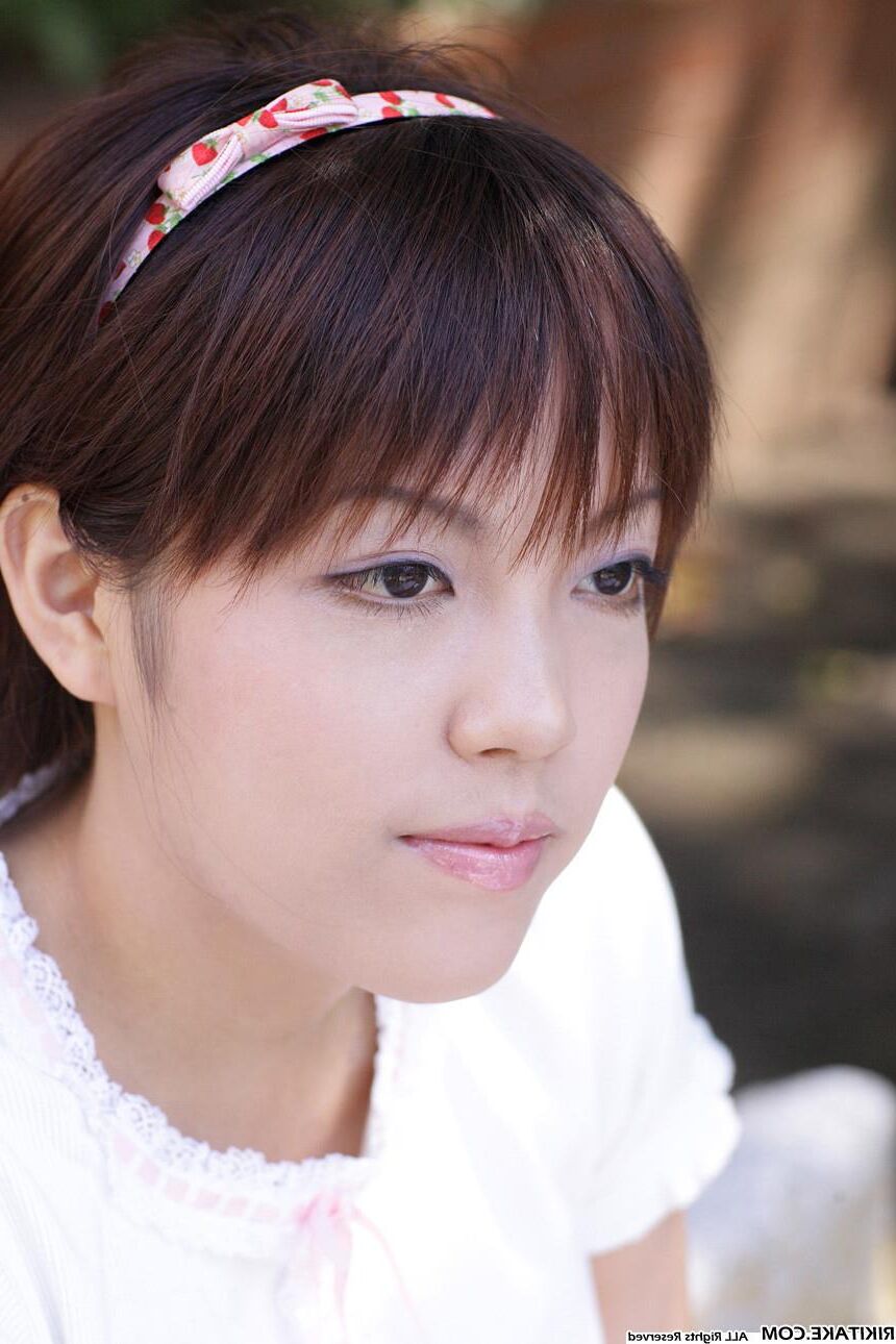 Japanisches Nacktmodell Kimi Morisawa
