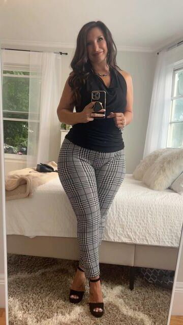 Tamara Big Arsch kurvy geile brünette reife Frau gemischte heiße Schüsse