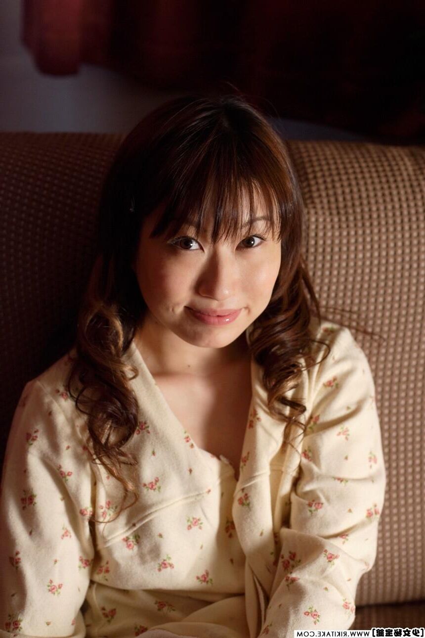 Japanisches Nacktmodell Sayuri Sakashita