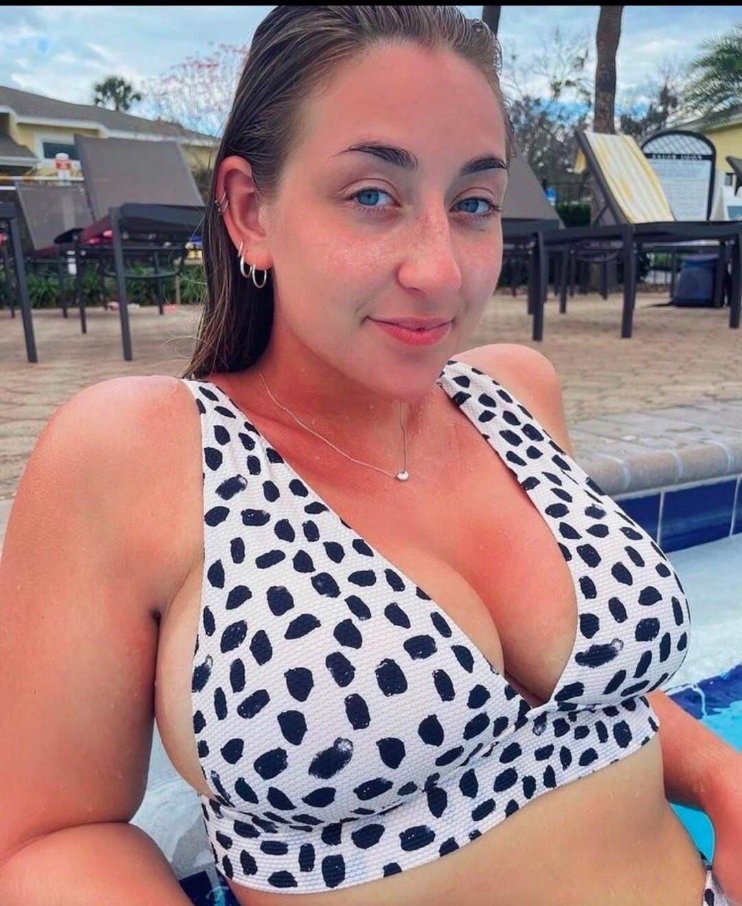 BIKINI AMATEURS 