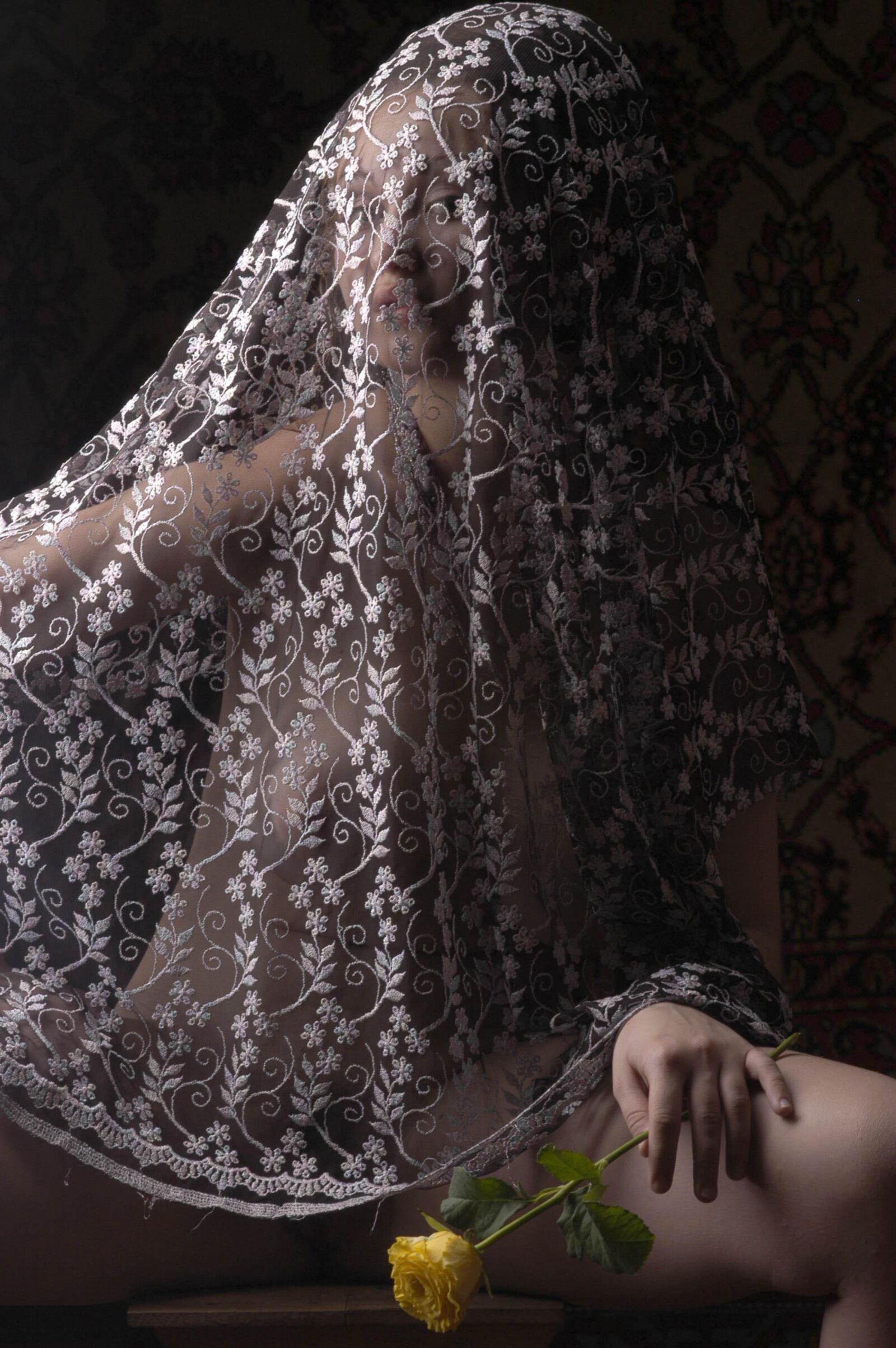 Slastyonoff Aneli Under tulle   ,