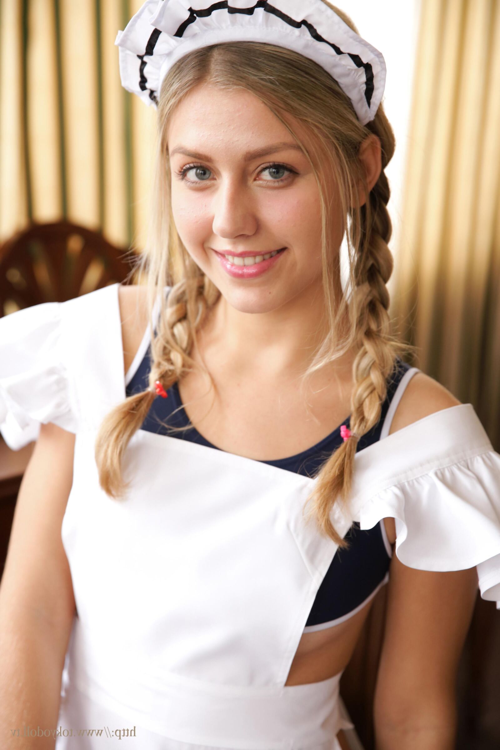 Klara L TokyoDoll 