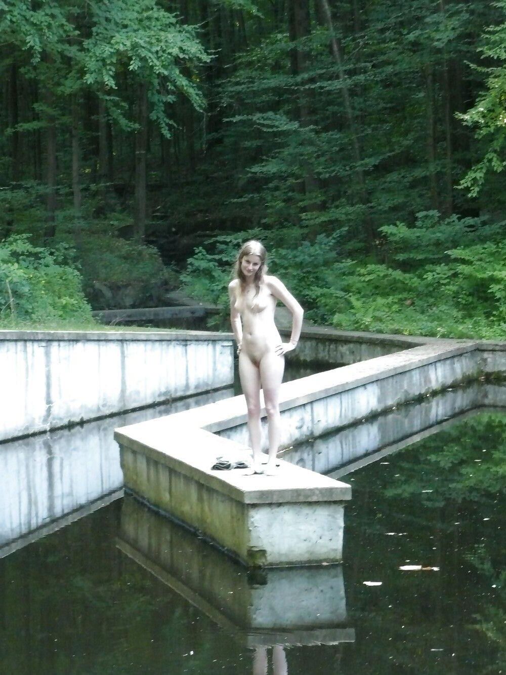 amateur girl ()