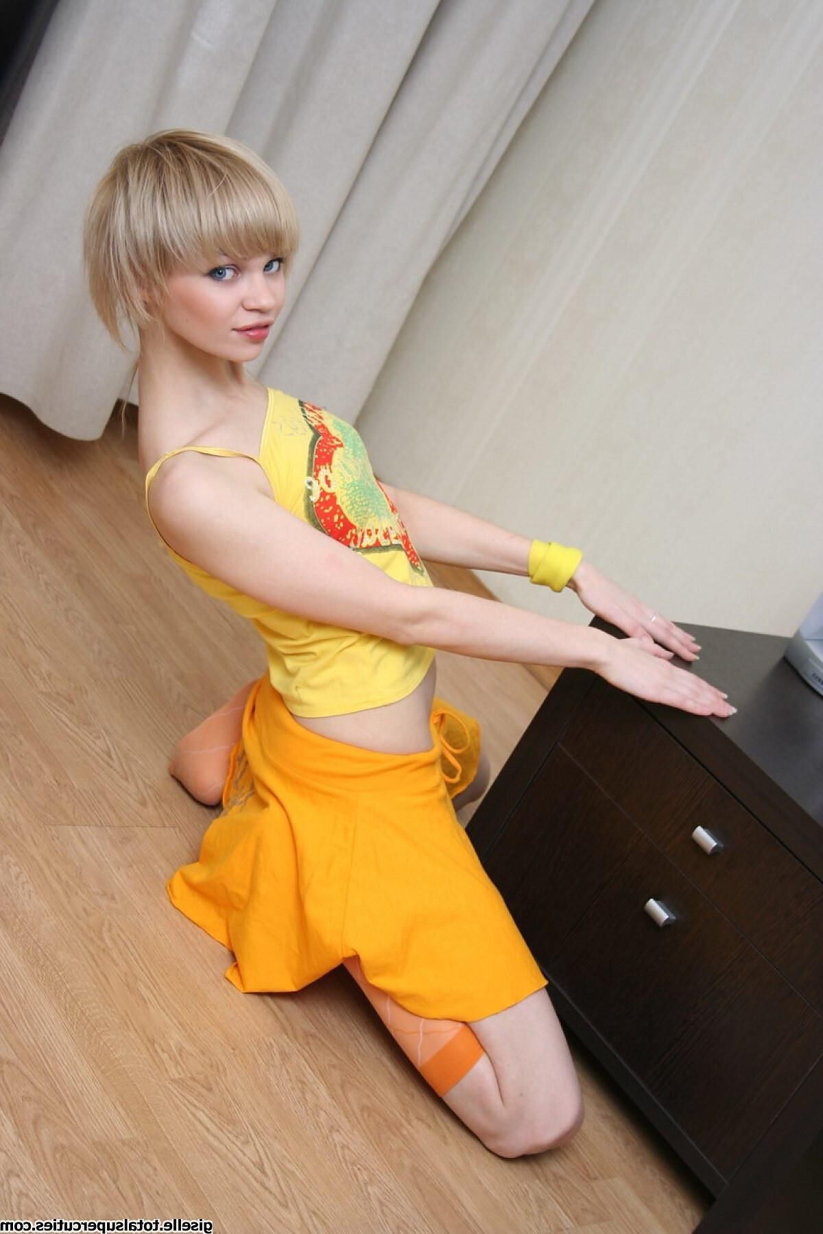 TotalSuperCuties Giselle Set # (X)