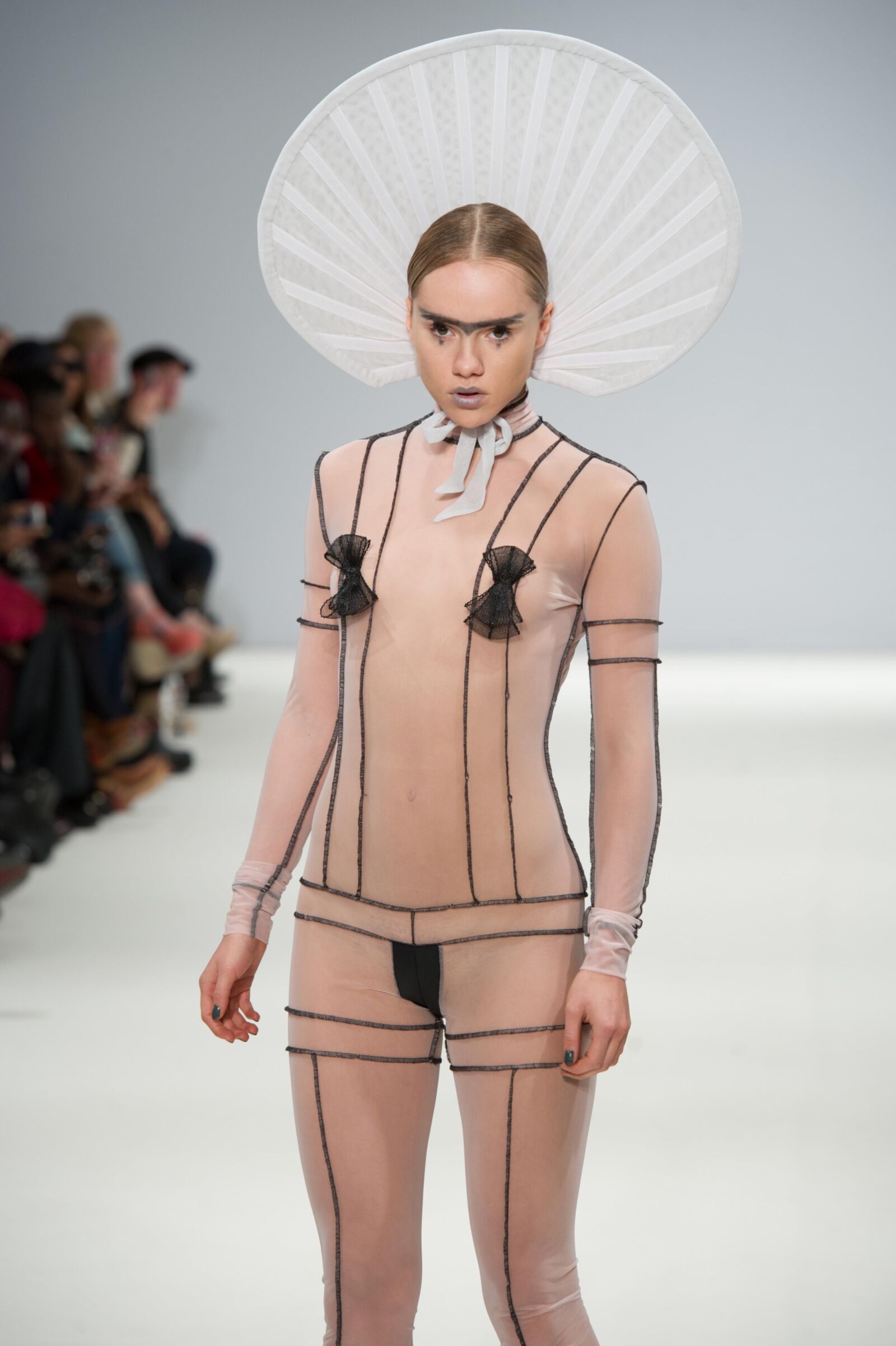 Promo, Model and Grid 