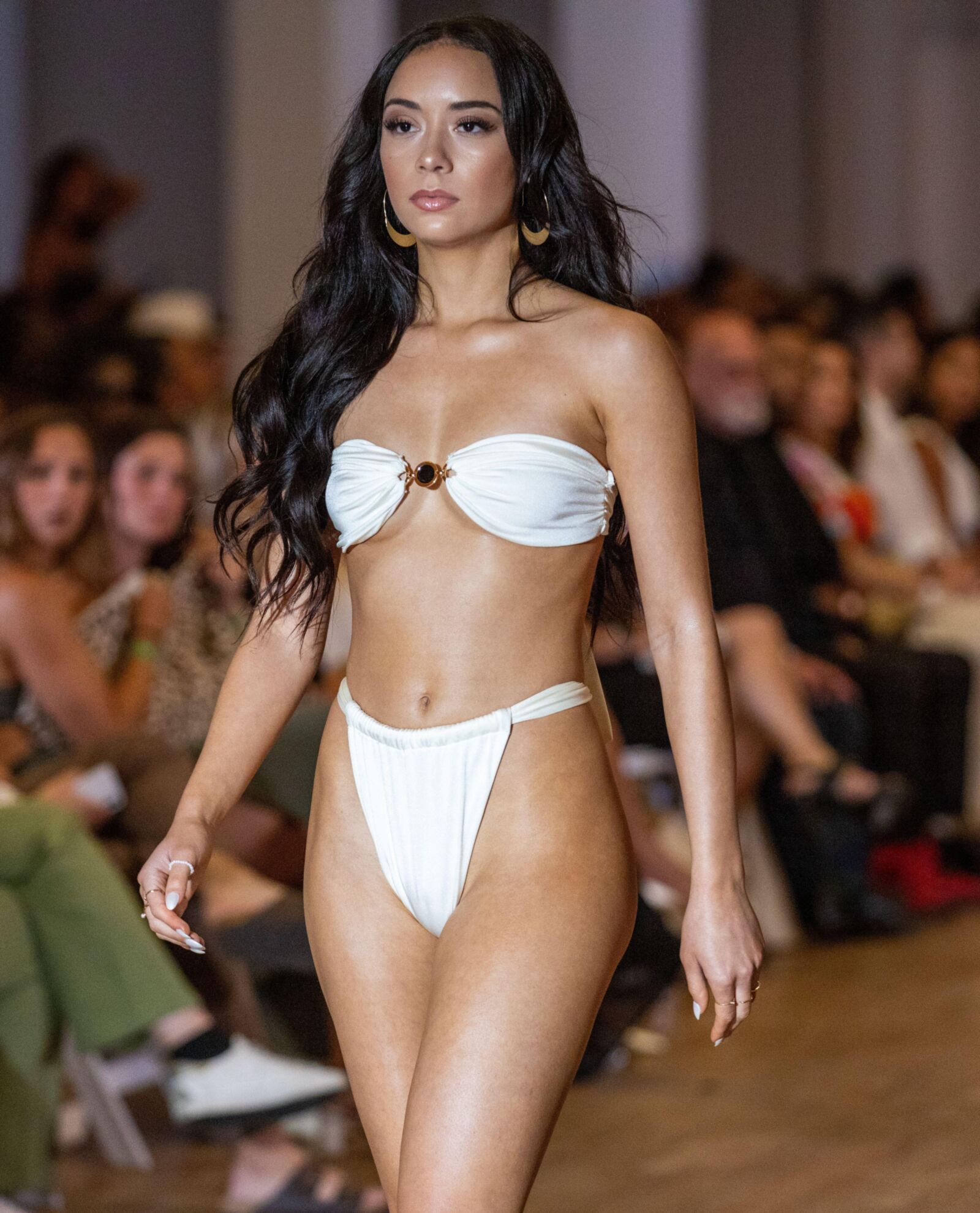 Promo, Model and Grid 
