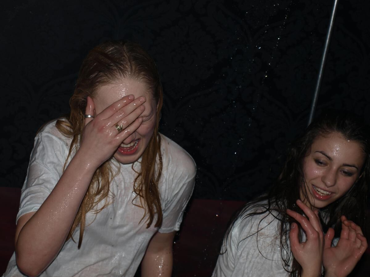 wet t shirt 