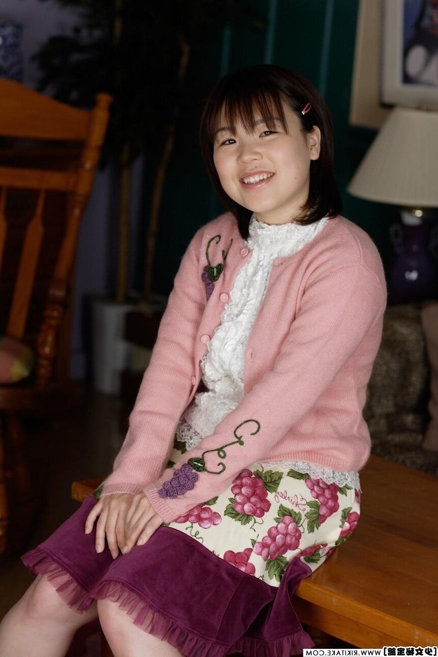 Modèle de nu japonais Aki Soyoka