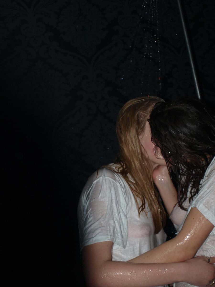 wet t shirt 