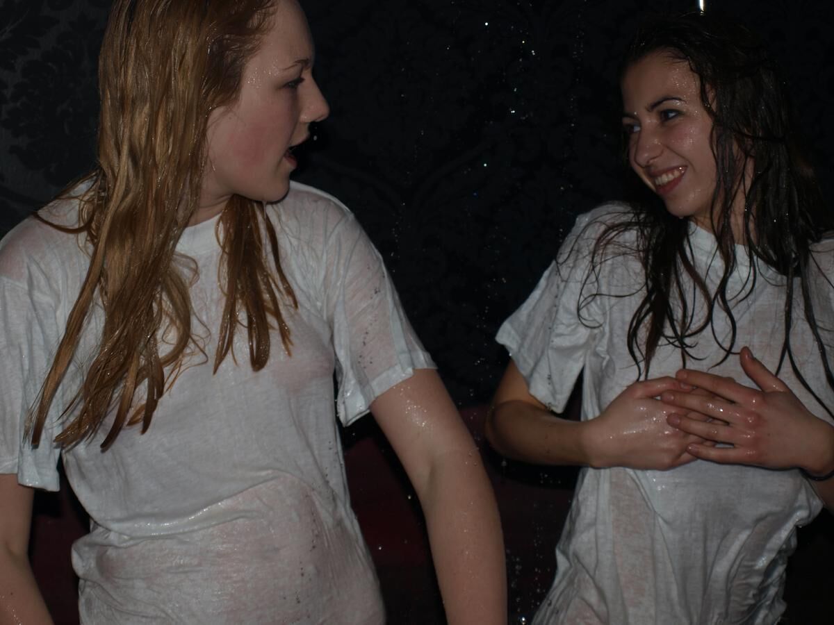 wet t shirt 