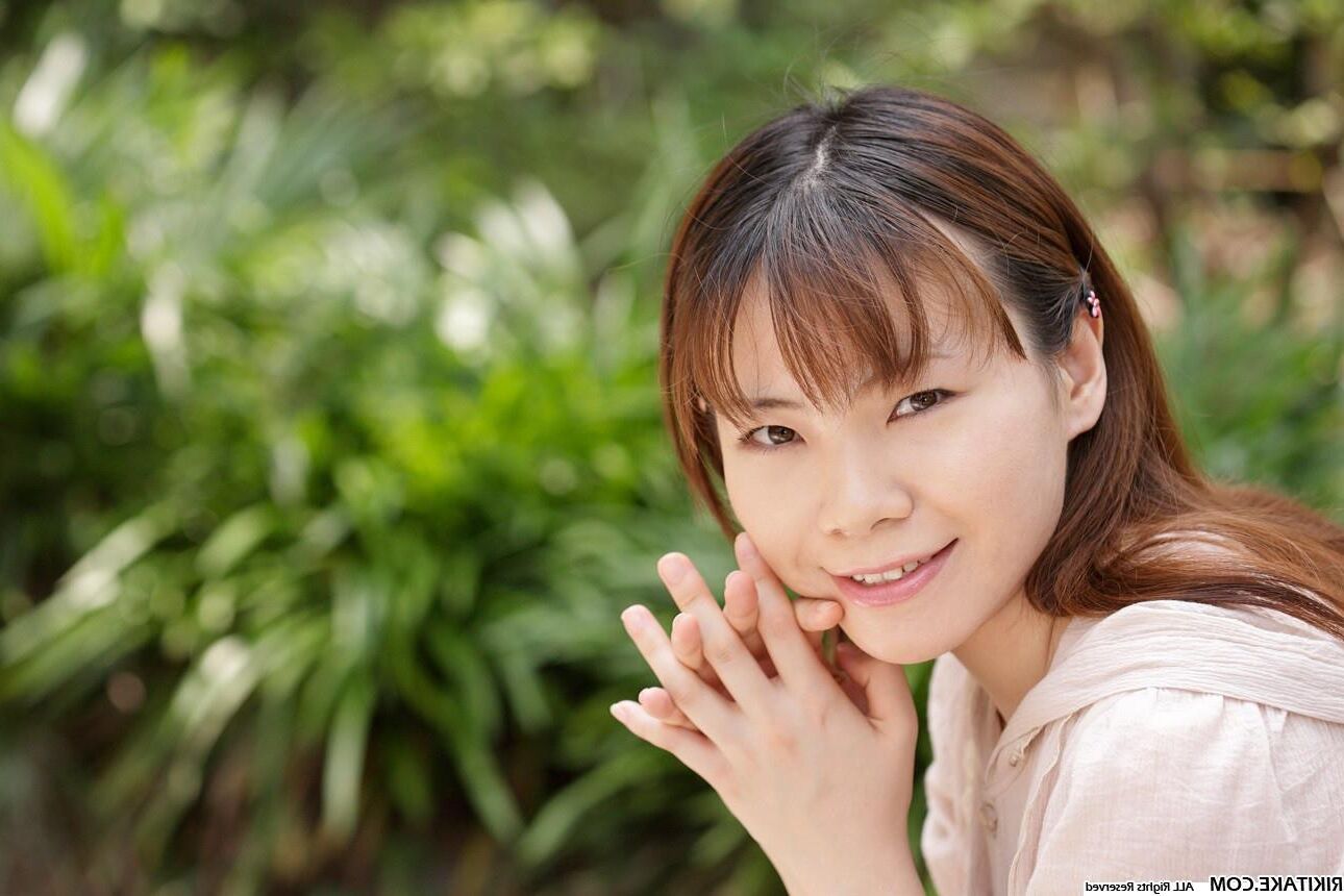 Modèle de nu japonais Tomomi Yasuda