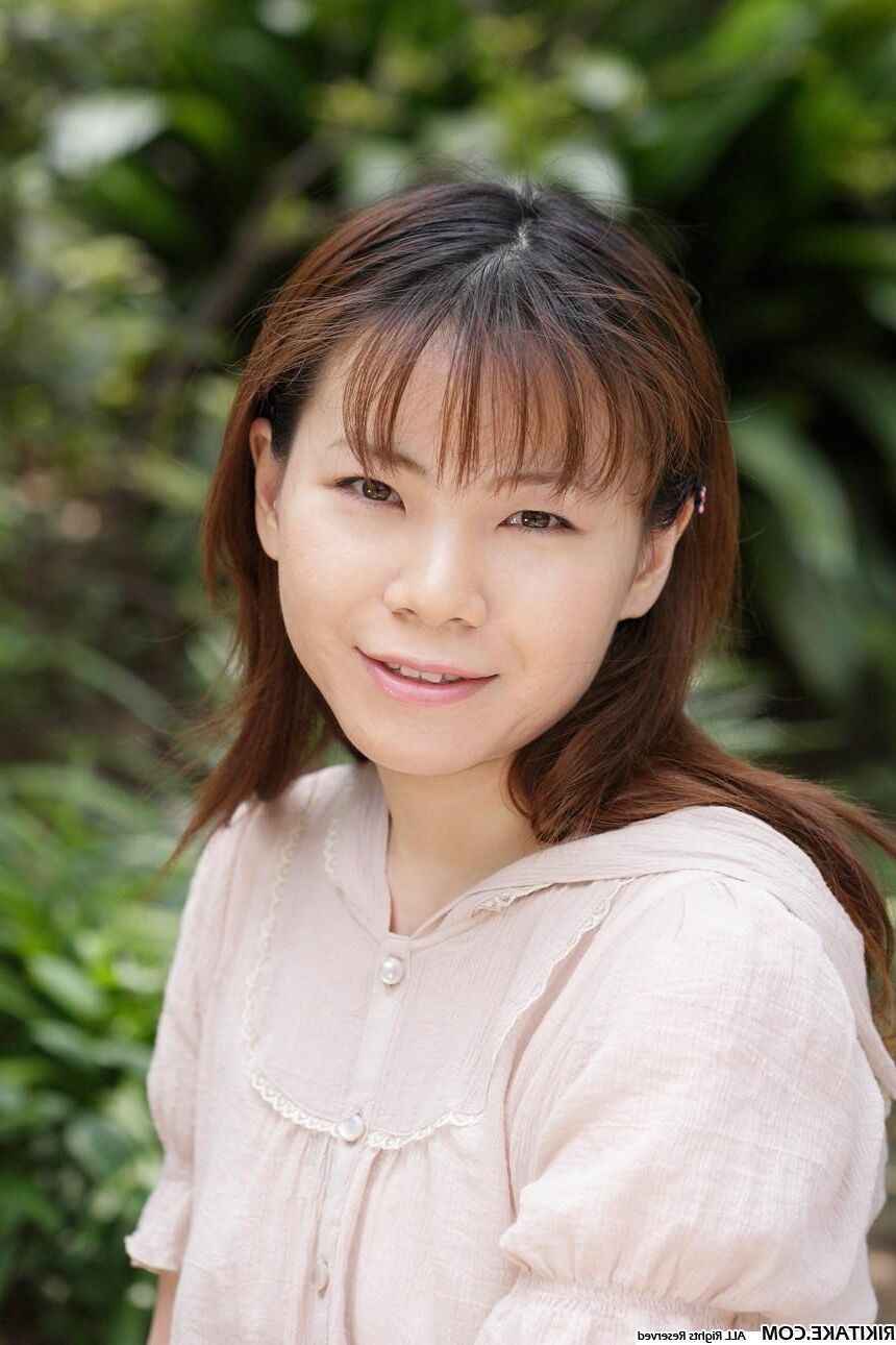 Modèle de nu japonais Tomomi Yasuda