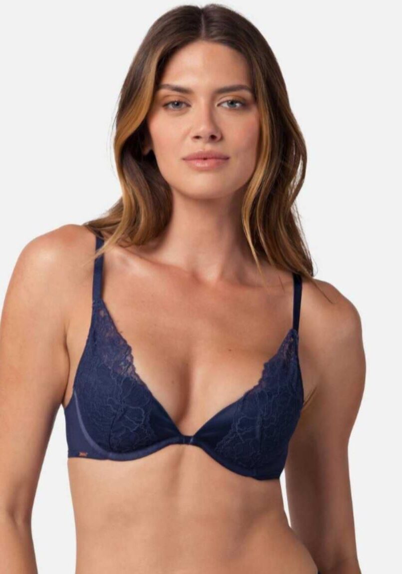 Mezcla de lencería y bikini