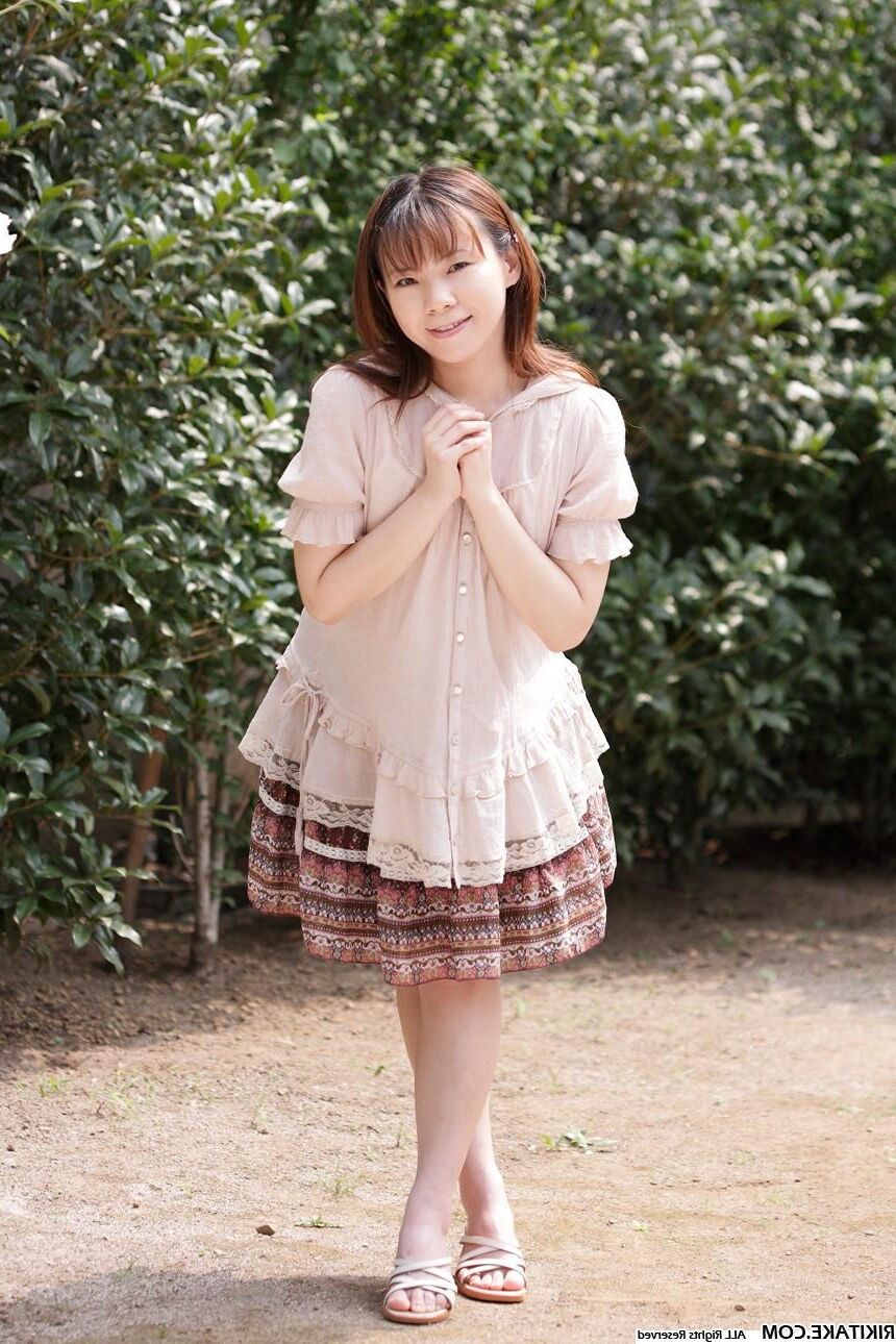 Modèle de nu japonais Tomomi Yasuda