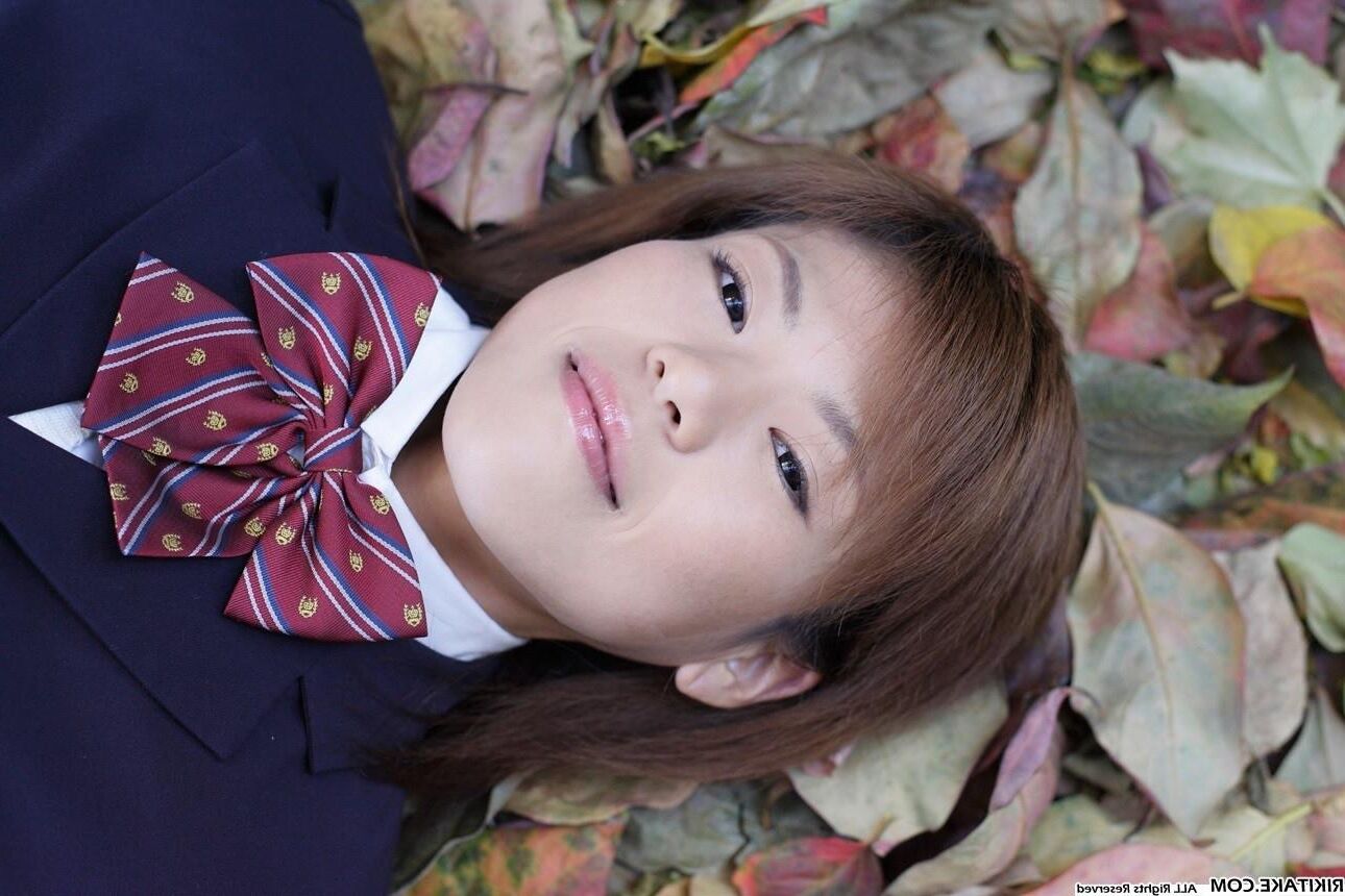 Modèle de nu japonais Izumi Asaka