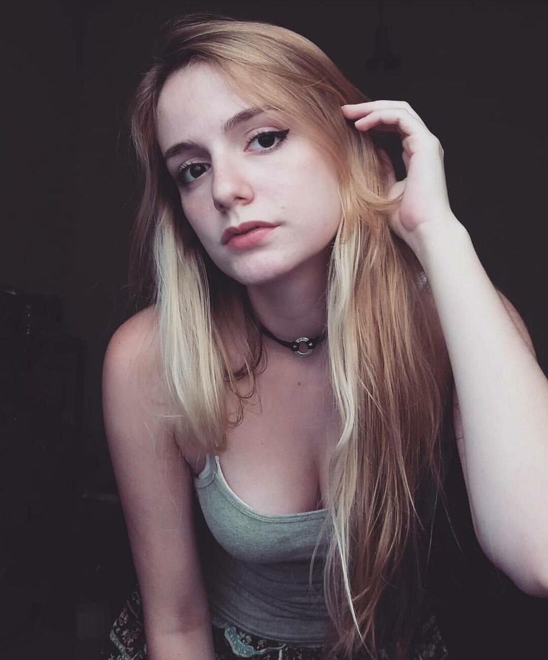 Non Nude 